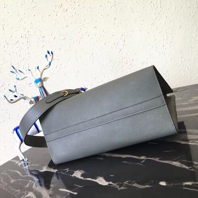 Pra*a large monochrome bag in grey saffiano leather