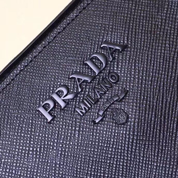 Pra*a large monochrome bag in black saffiano leather