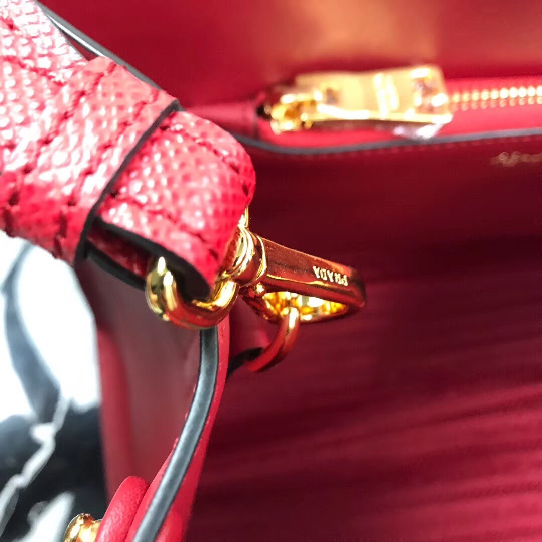 Pra*a monochrome bag in red saffiano leather