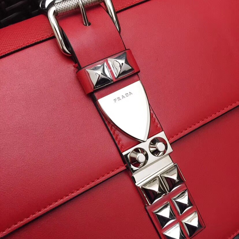 Pra*a elektra shoulder bag in red calfskin