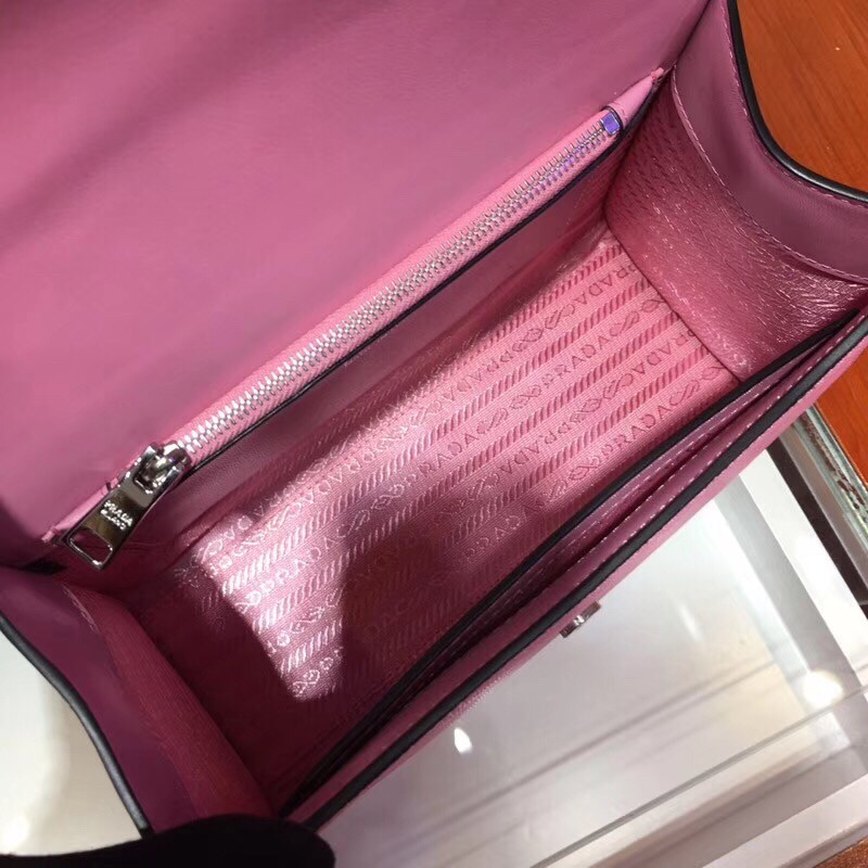 Pra*a monochrome top handle bag in pink saffiano leather