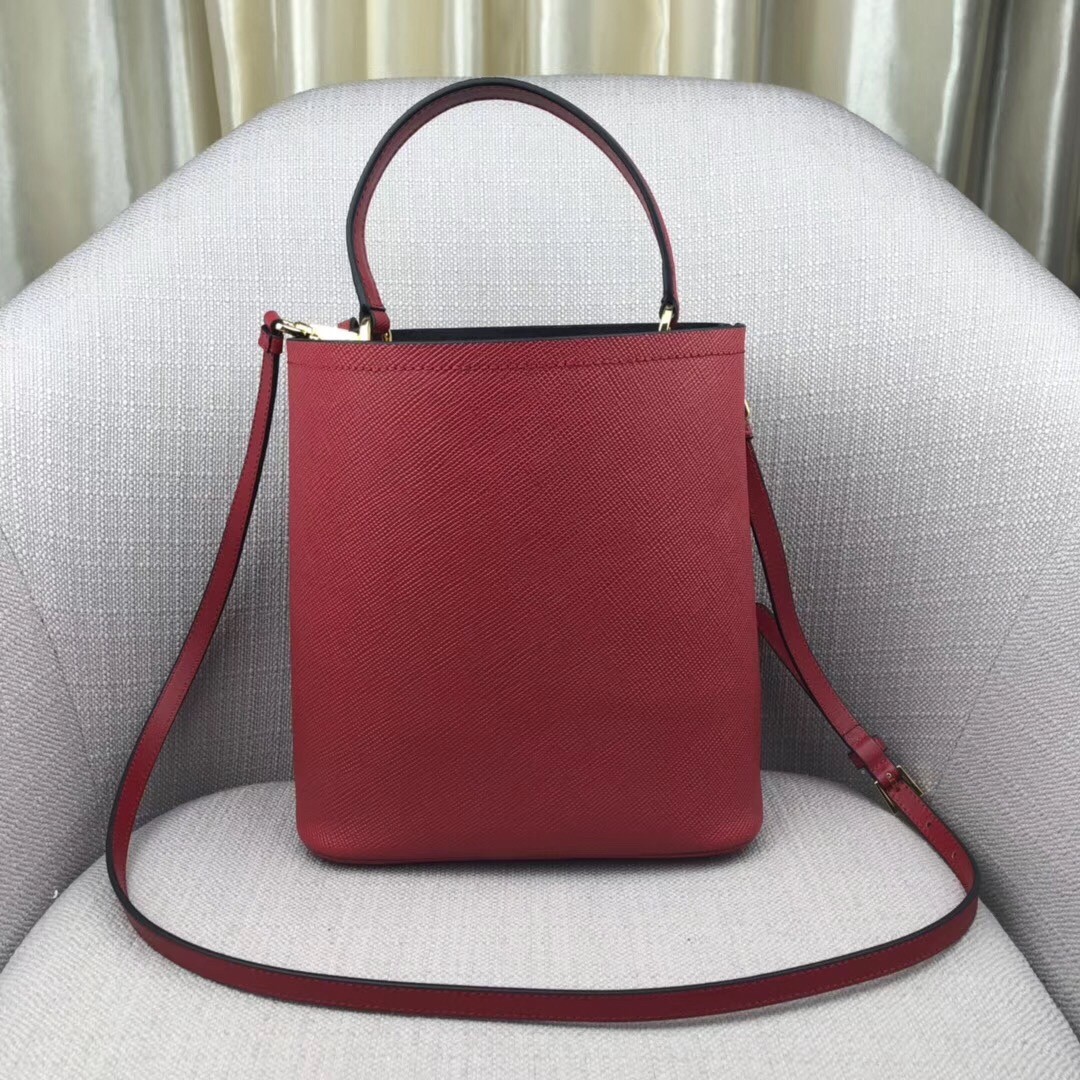 pra*a red saffiano N0*H south double medium bag