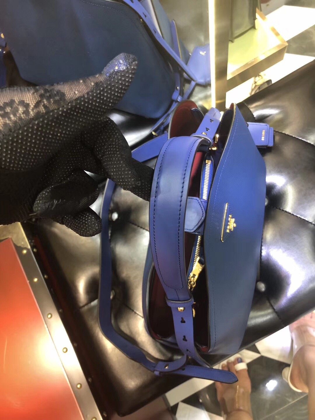 Pra*a matinee tote bag in blue saffiano leather