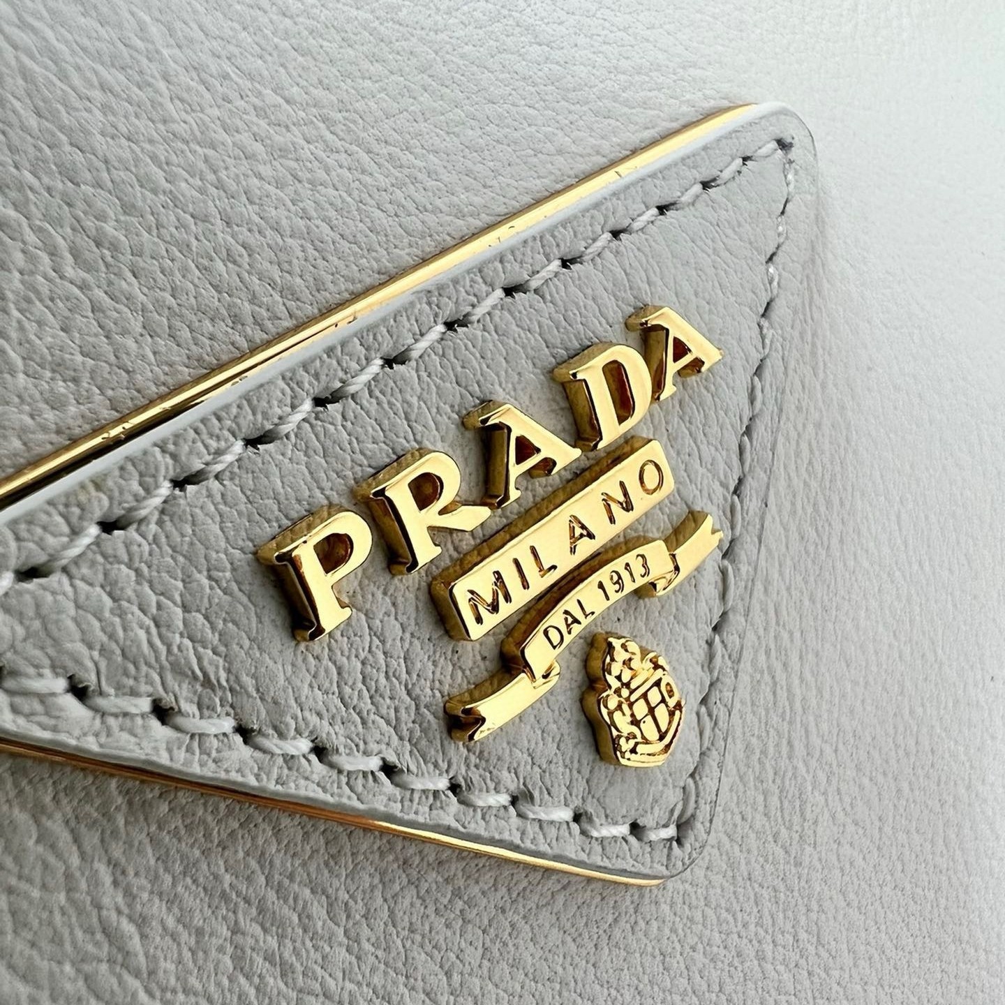 Pra*a galleria large tote bag in white calfskin