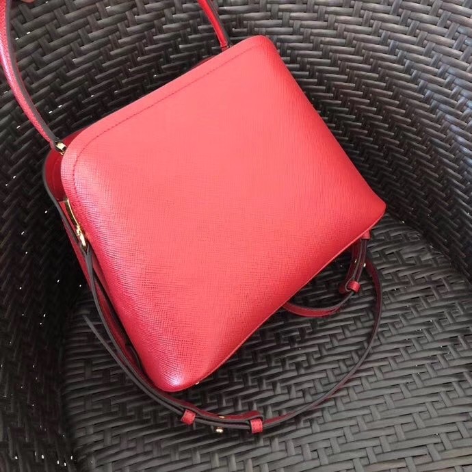 Pra*a matinee mini bag in red saffiano leather