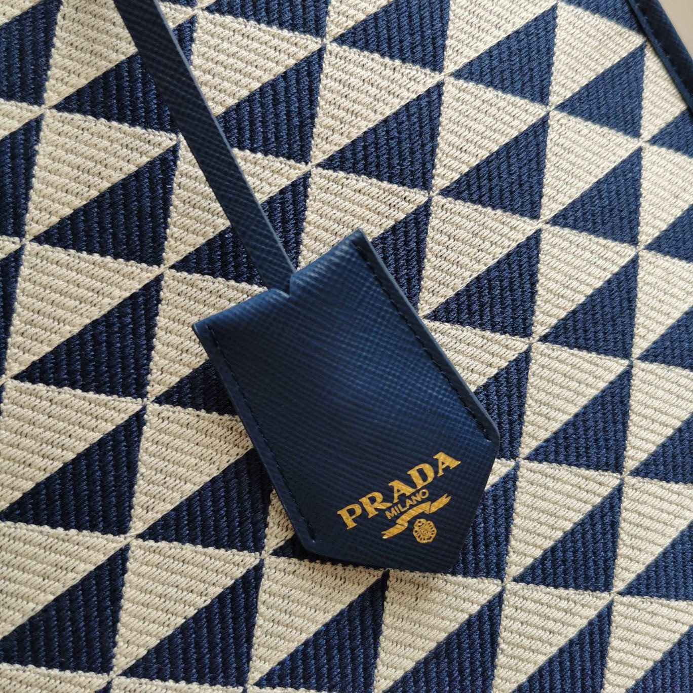 Pra*a symbole large bag in white/blue jjacquard fabric