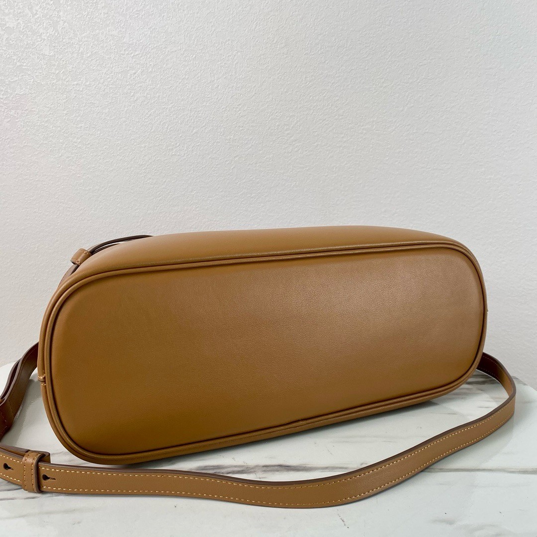 Pra*a buckle medium bag with belt in brown leather