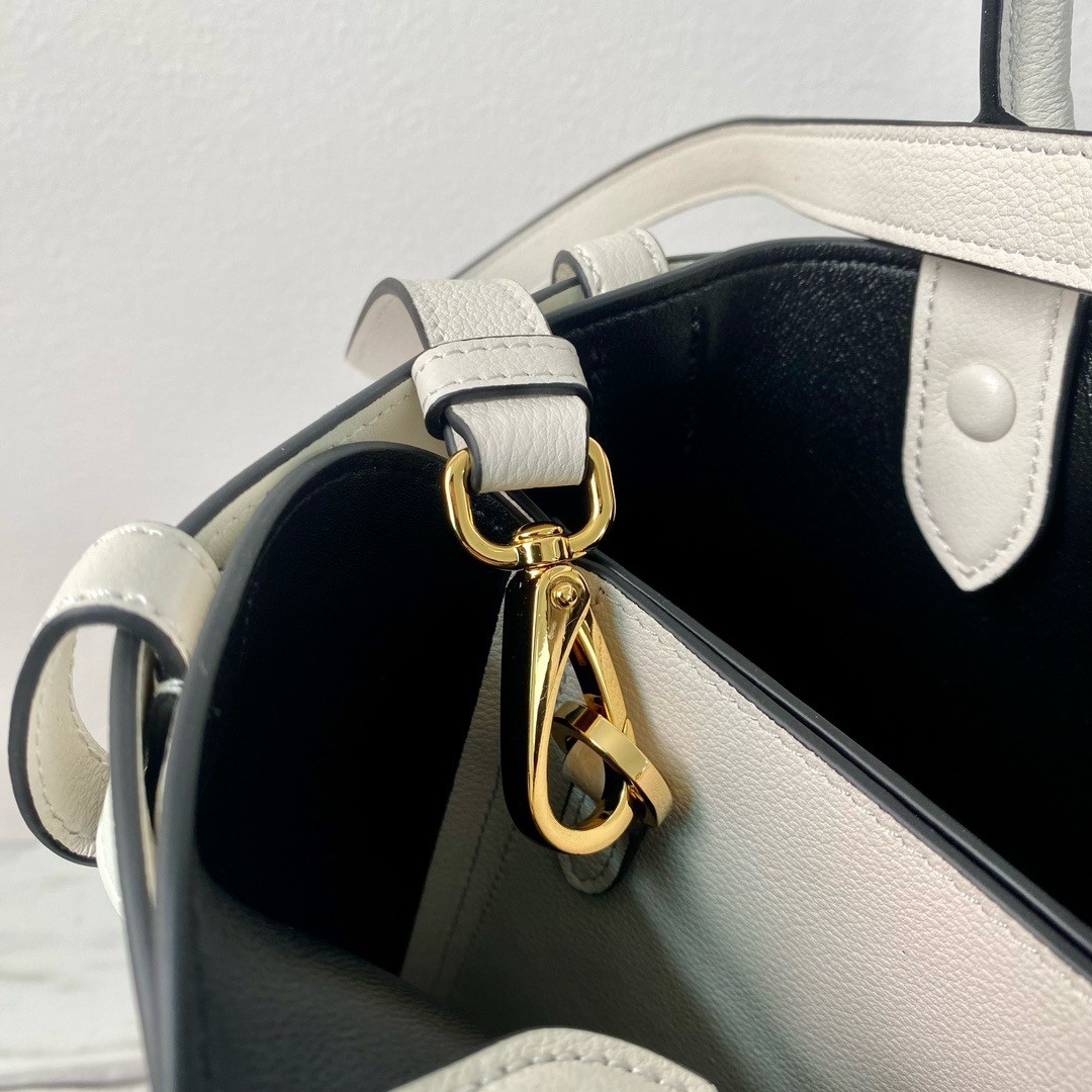 Pra*a buckle medium bag with belt in white leather