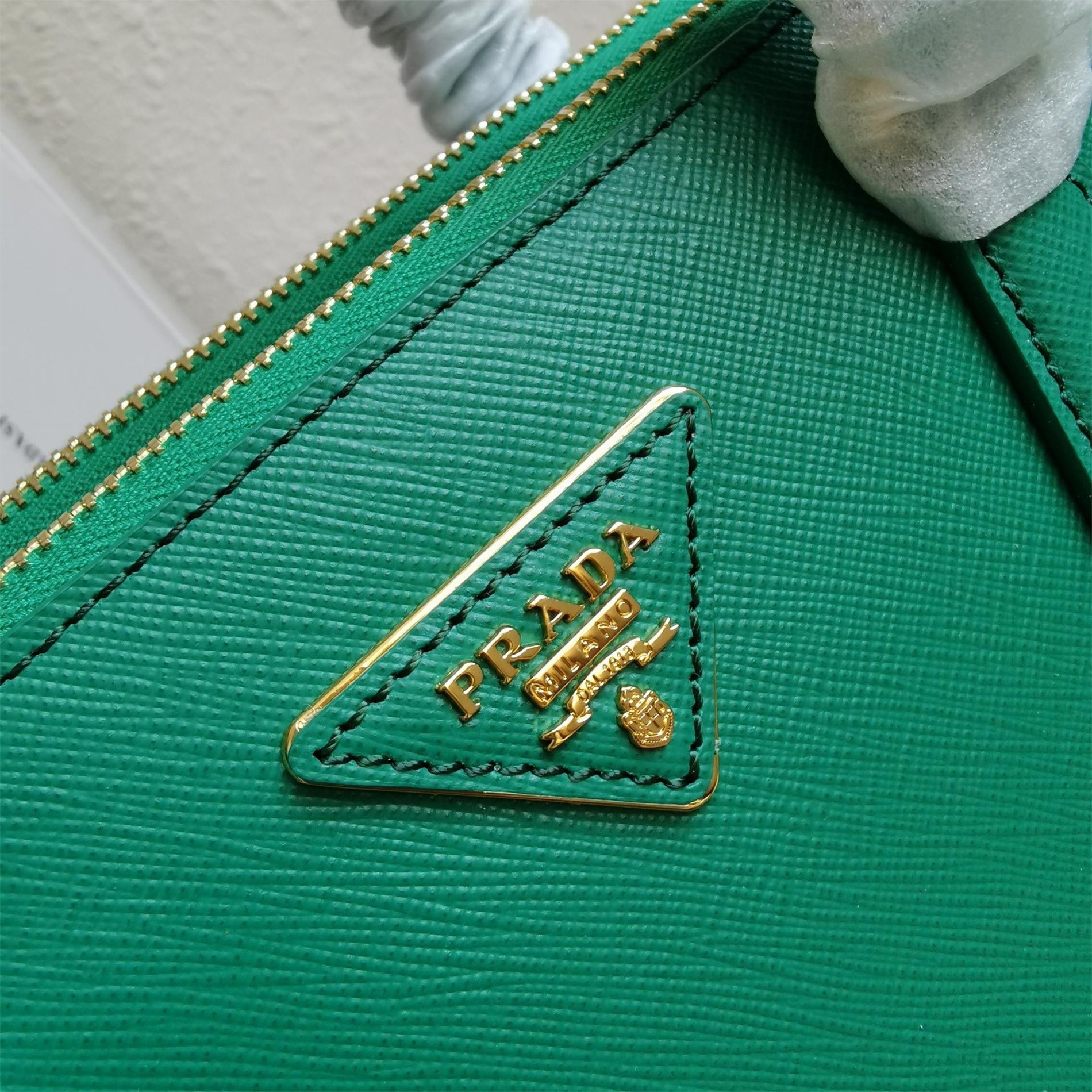 Pra*a small galleria bag in mango saffiano leather