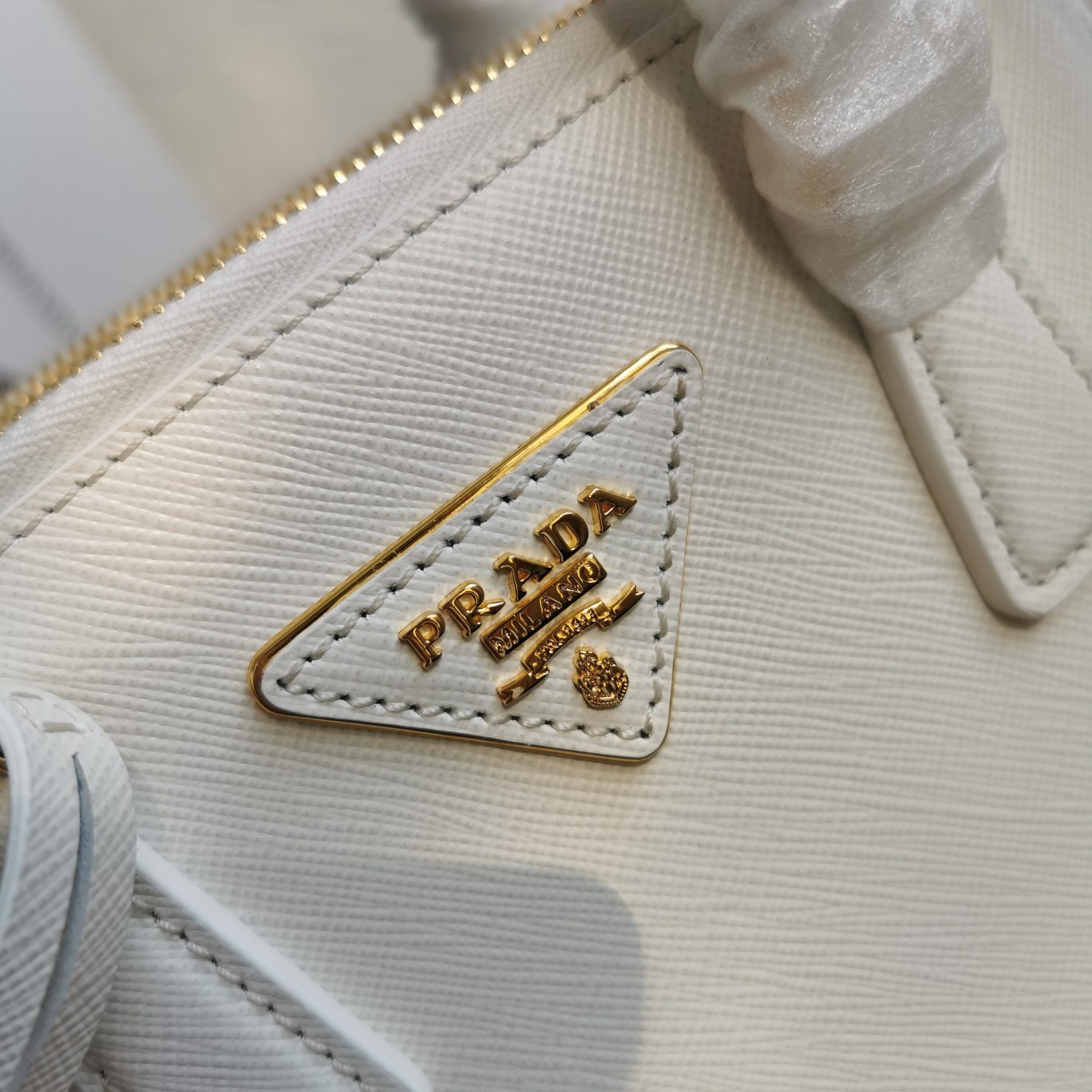 Pra*a mini galleria bag in white saffiano leather