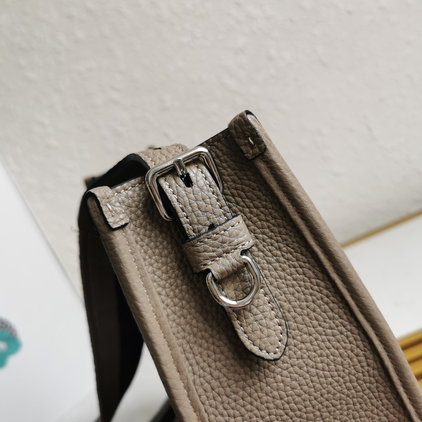 Pra*a hobo bag in grey grained leather