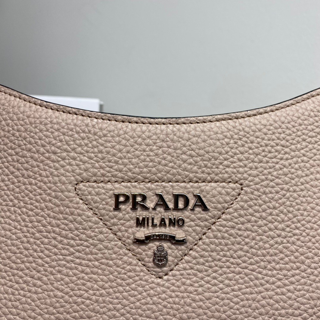 Pra*a hobo bag in sand grained leather