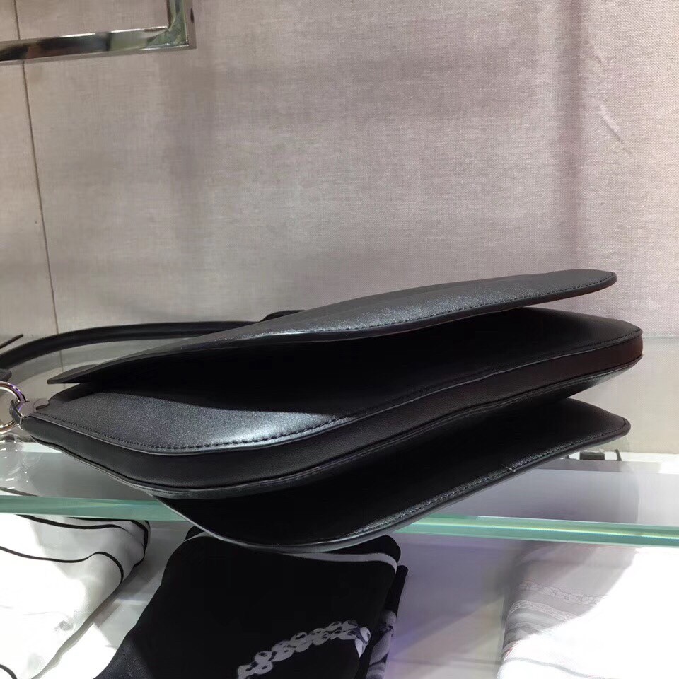 Pra*a margit shoulder bag in black calfskin