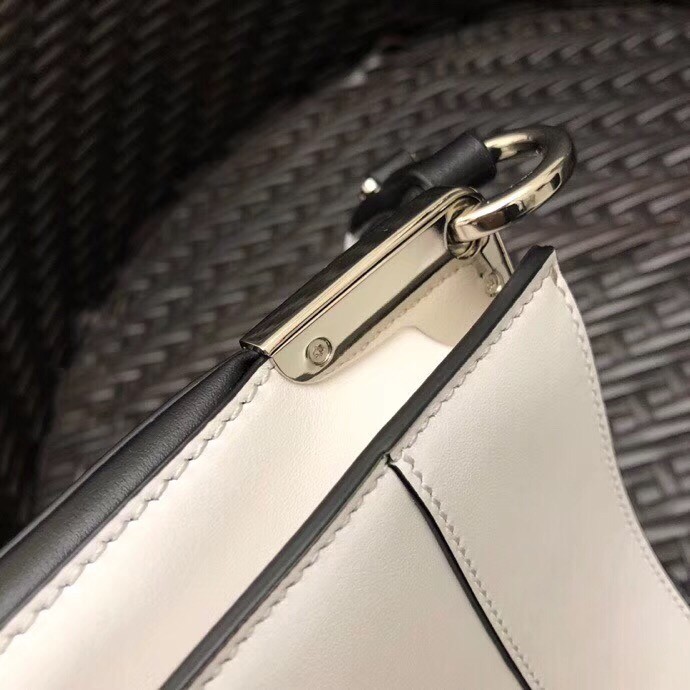 Pra*a small margit bag in white calfskin