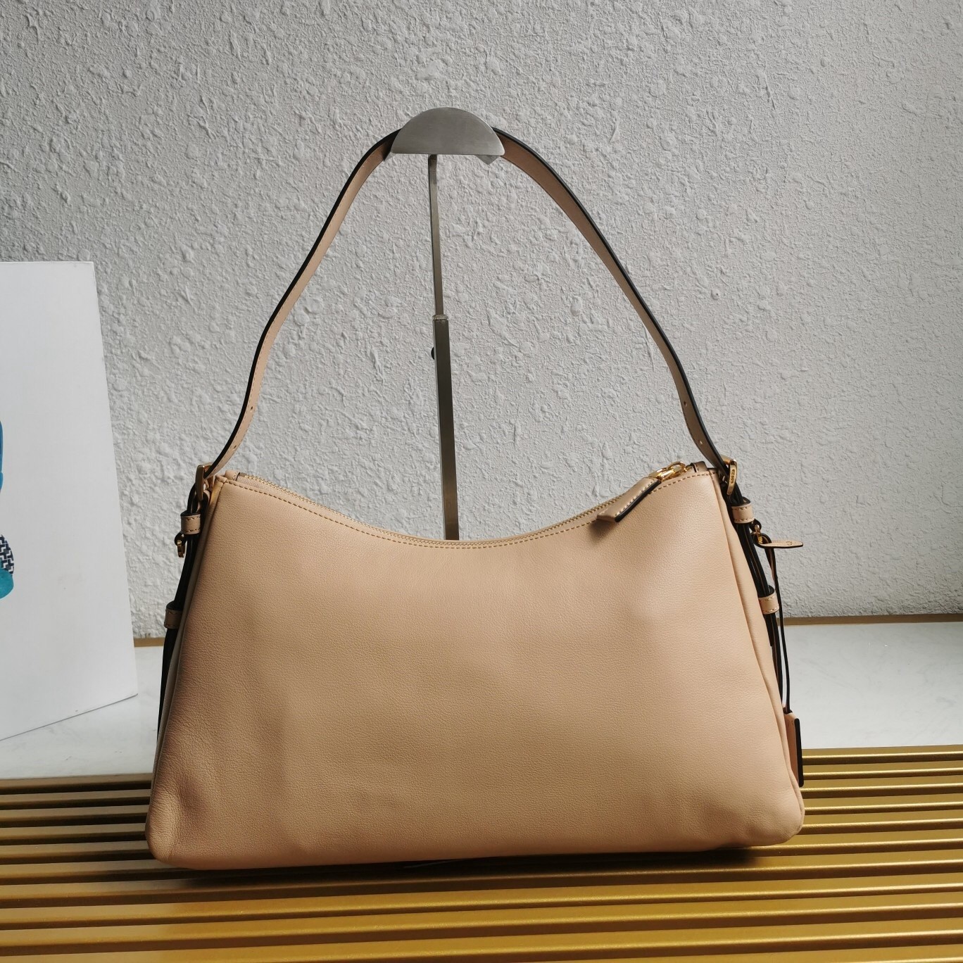 Pra*a aimee large shoulder bag in travertine leather