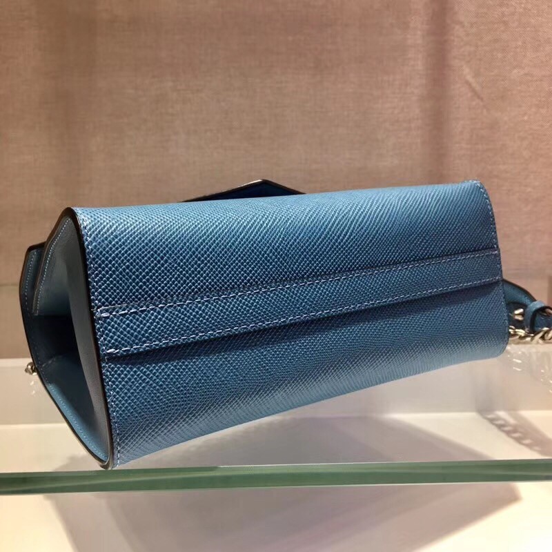 Pra*a monochrome flap bag in blue saffiano leather
