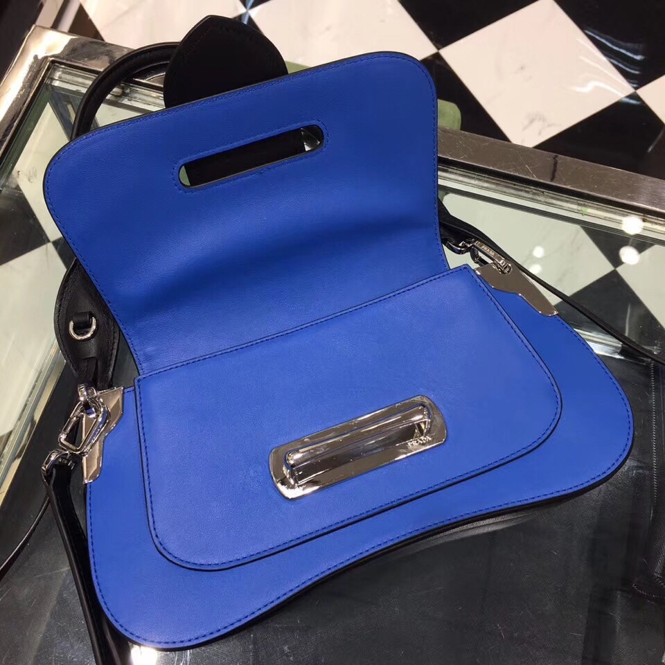 Pra*a sidonie shoulder bag in blue/black leather