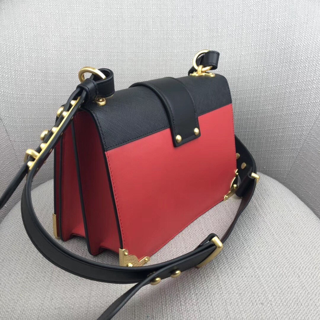 Pra*a large cahier bag in red/black leather