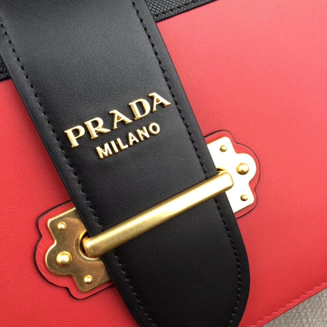 Pra*a large cahier bag in red/black leather