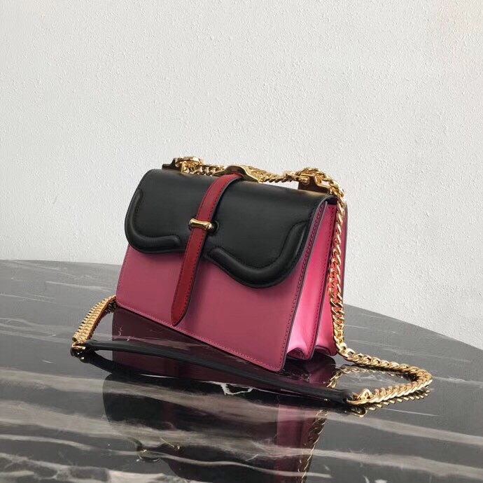 Pra*a belle shoulder bag in black/pink calfskin