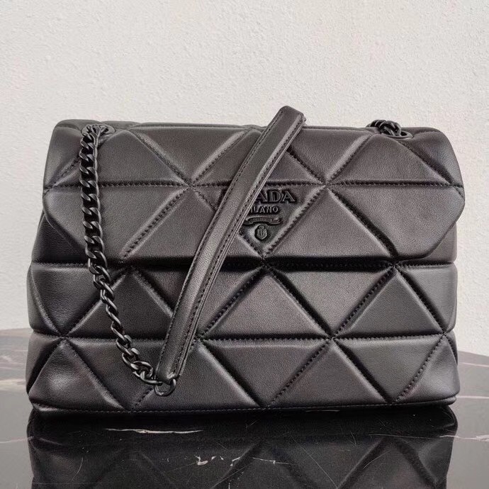 Pra*a spectrum large bag in black nappa leather