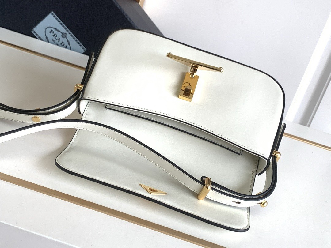 Pra*a shoulder bag in white smooth calfskin