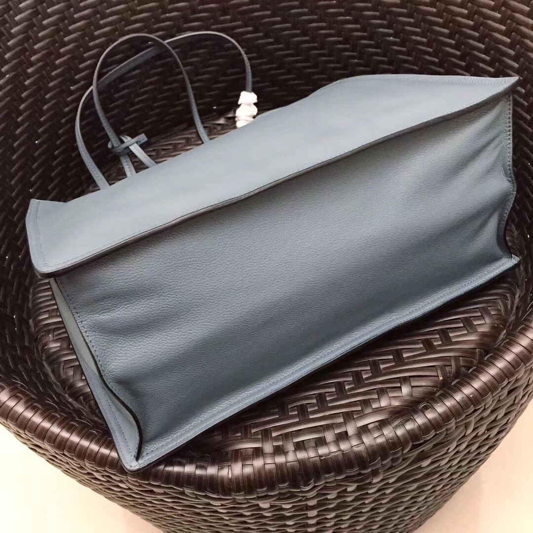 Pra*a etiquette tote bag in blue calf leather