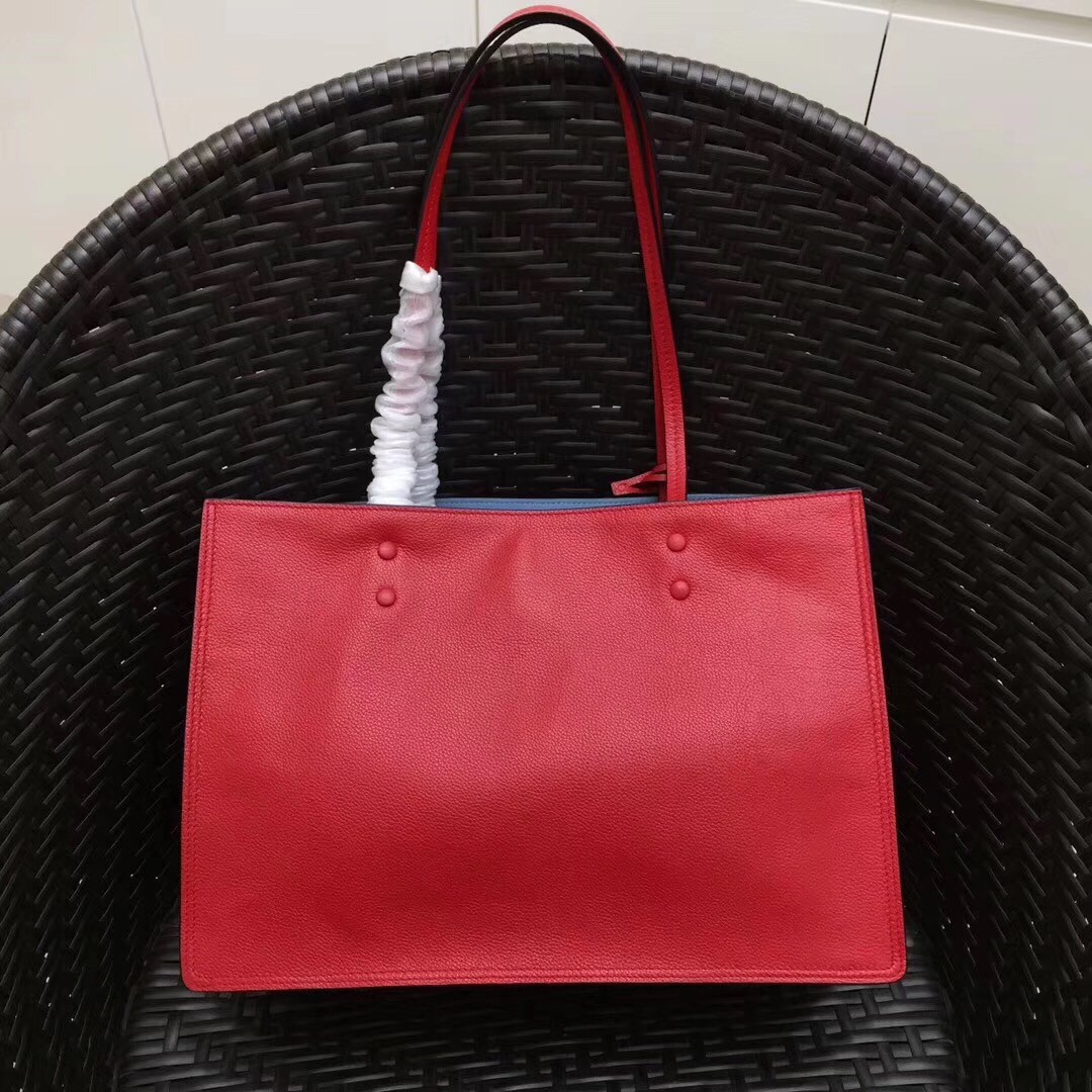 Pra*a etiquette tote bag in red calf leather