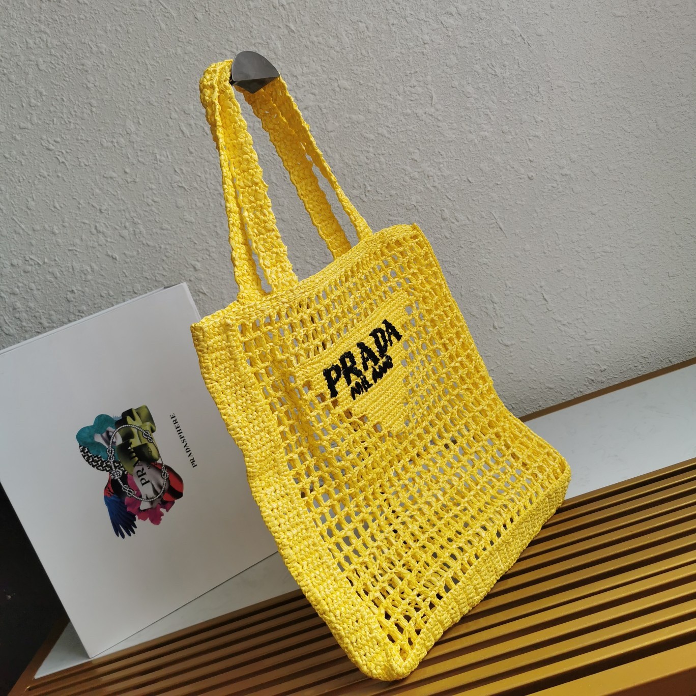 Pra*a small tote bag in yellow woven raffia