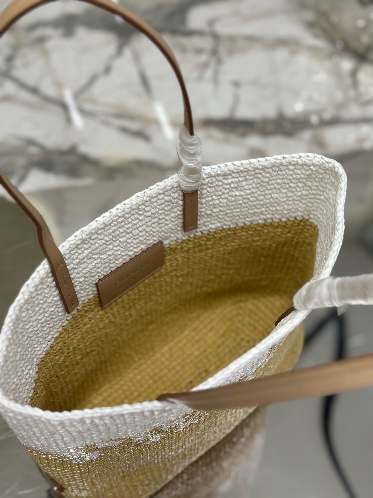 Pra*a crochet small tote bag in beige/white raffia-effect yarn