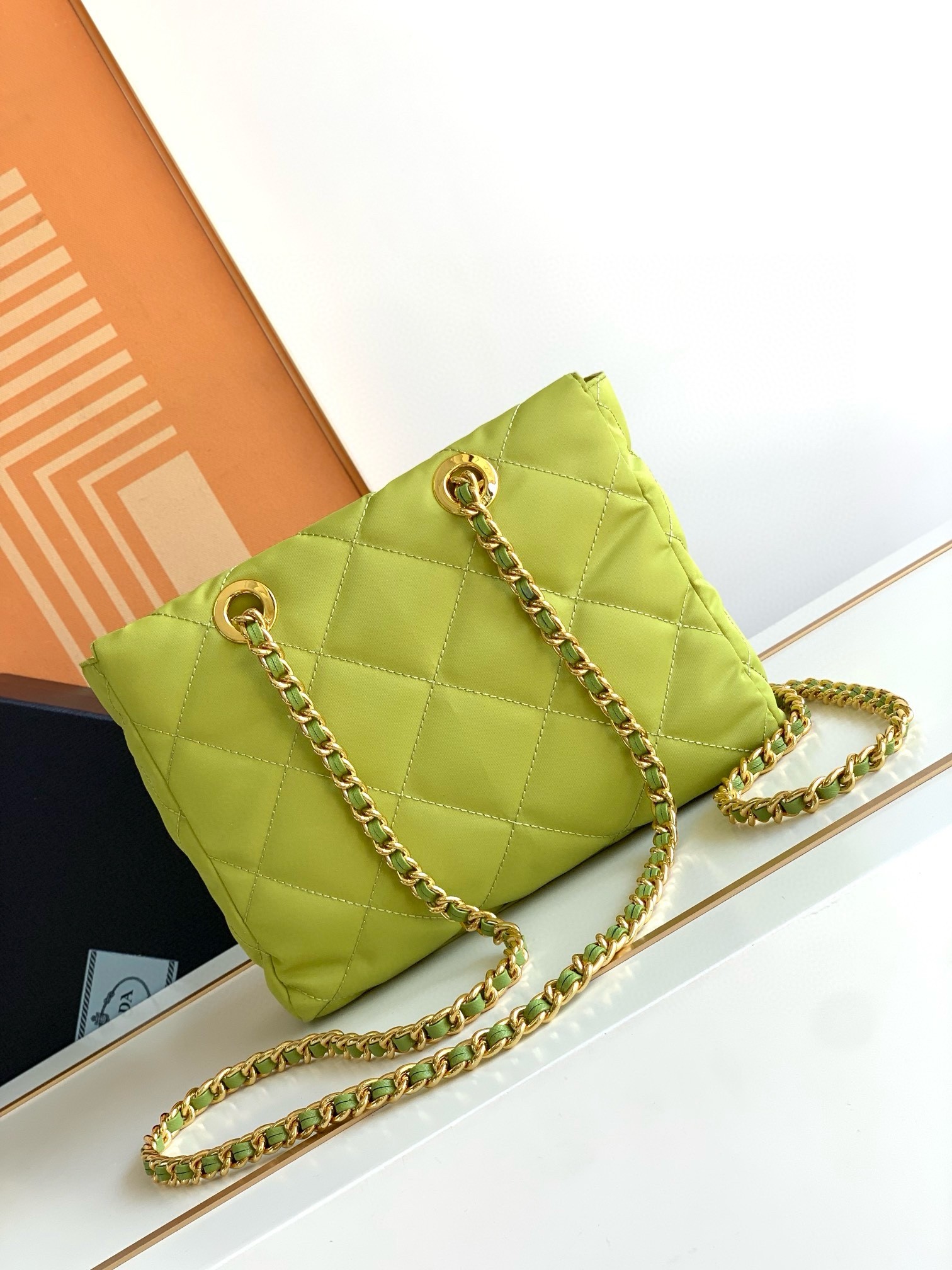 Pra*a re-edition 1995 tote bag in lime green re-nylon