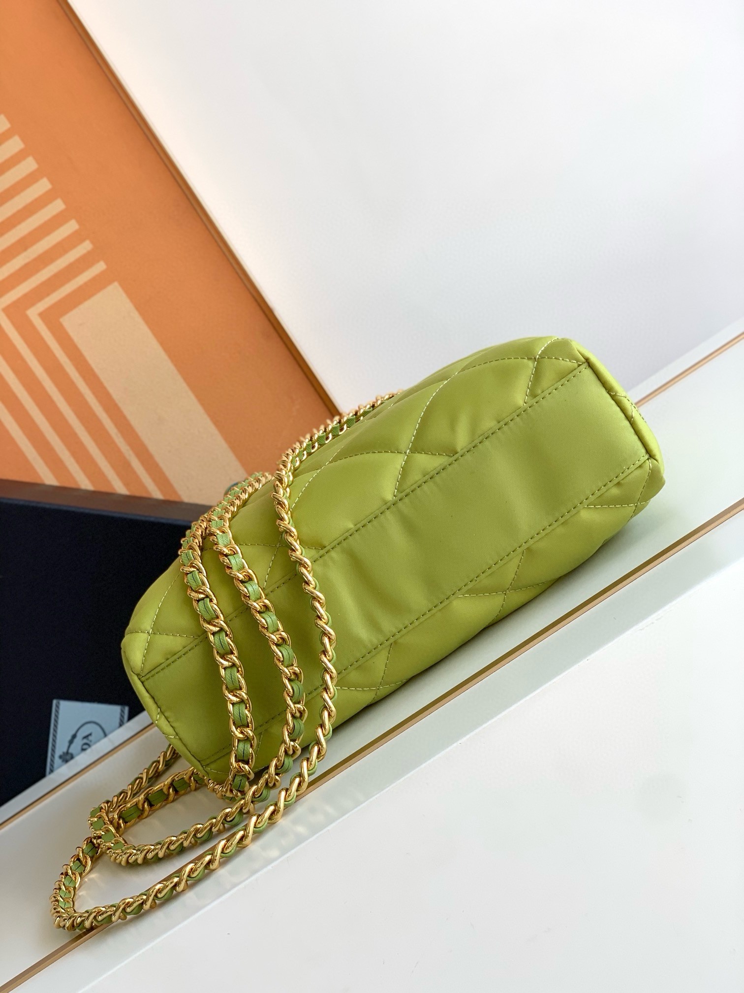 Pra*a re-edition 1995 tote bag in lime green re-nylon