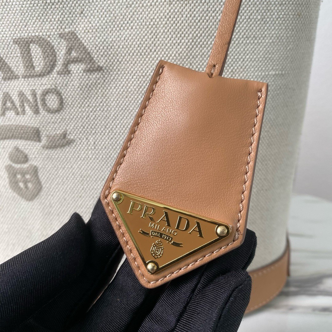Pra*a medium tote bag in linen blend and leather