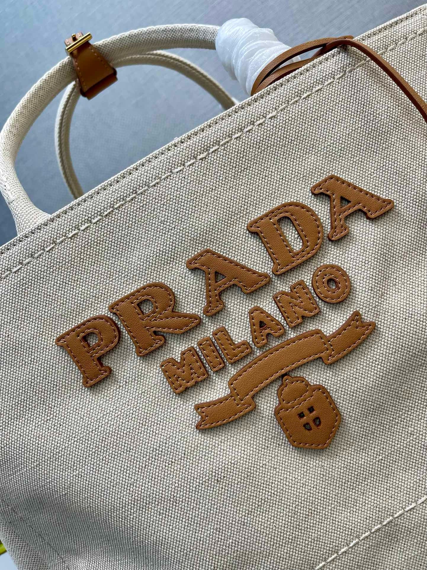 Pra*a large blend tote bag in linen