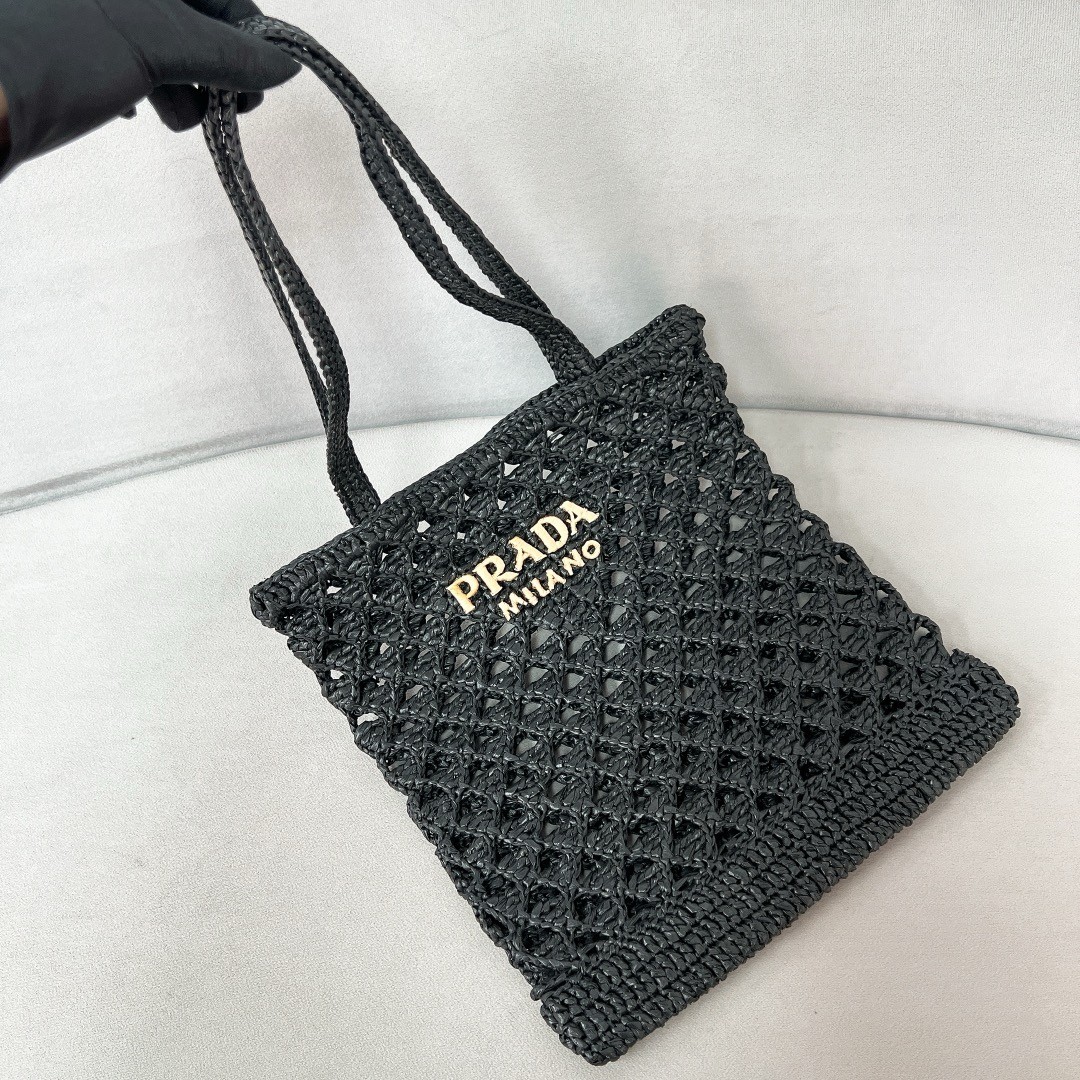 Pra*a crochet tote bag in black raffia-effect yarn