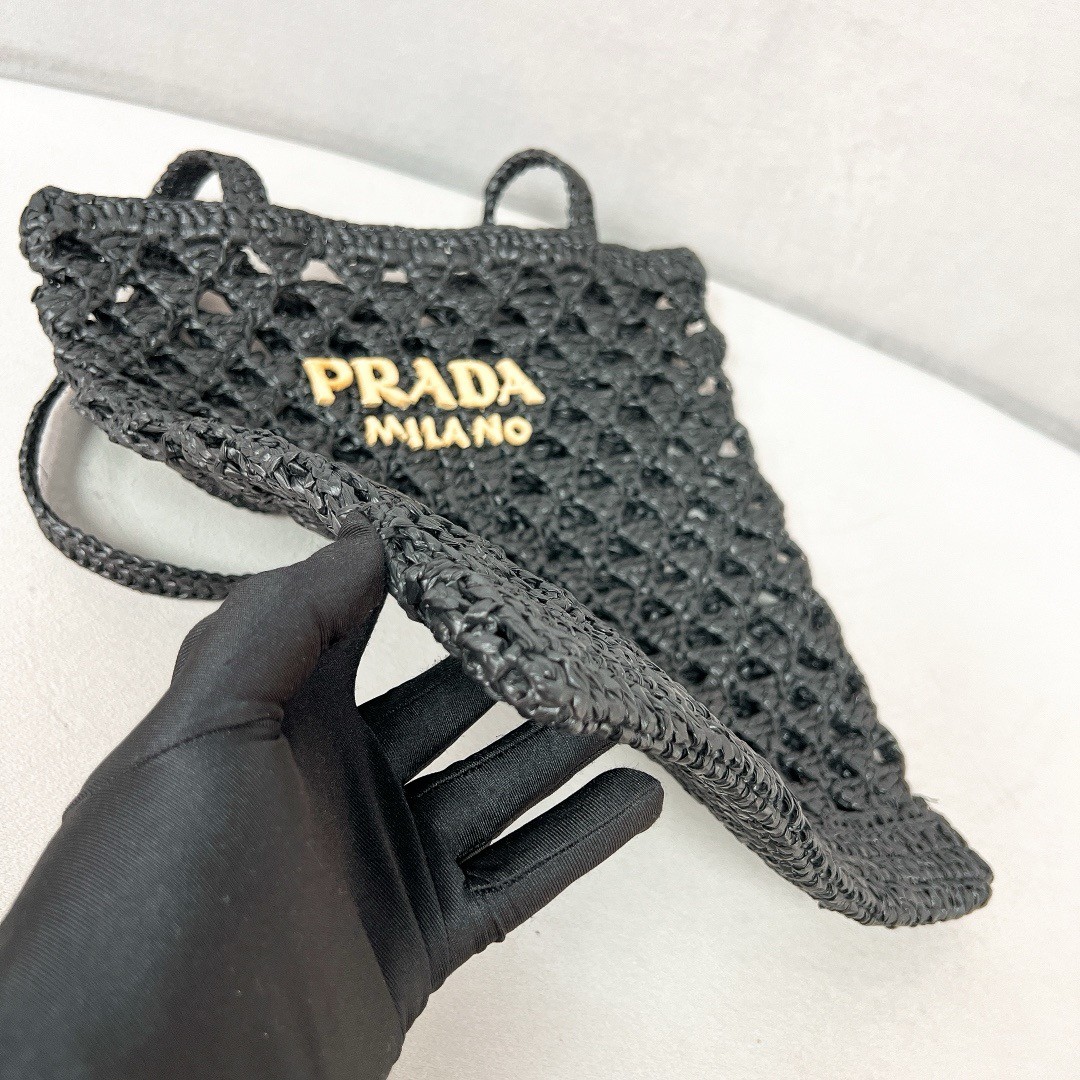 Pra*a crochet tote bag in black raffia-effect yarn