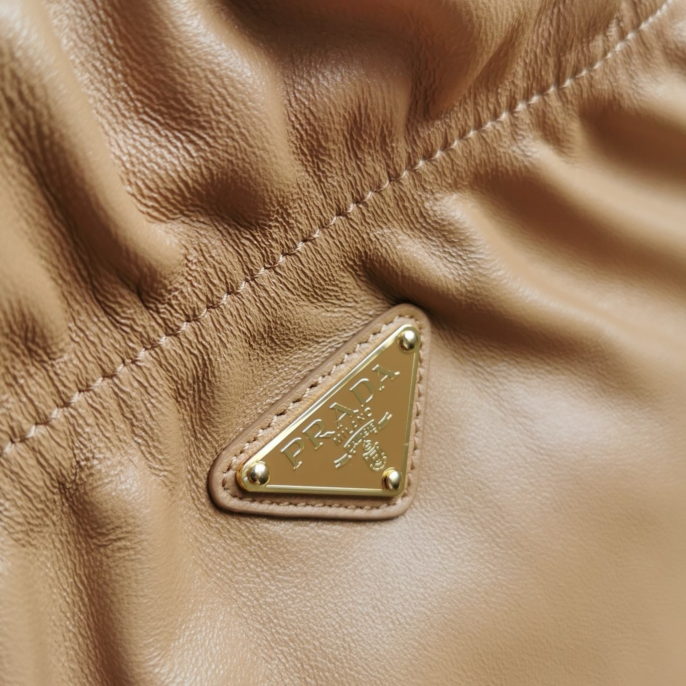 Pra*a shoulder bag in brown nappa leather