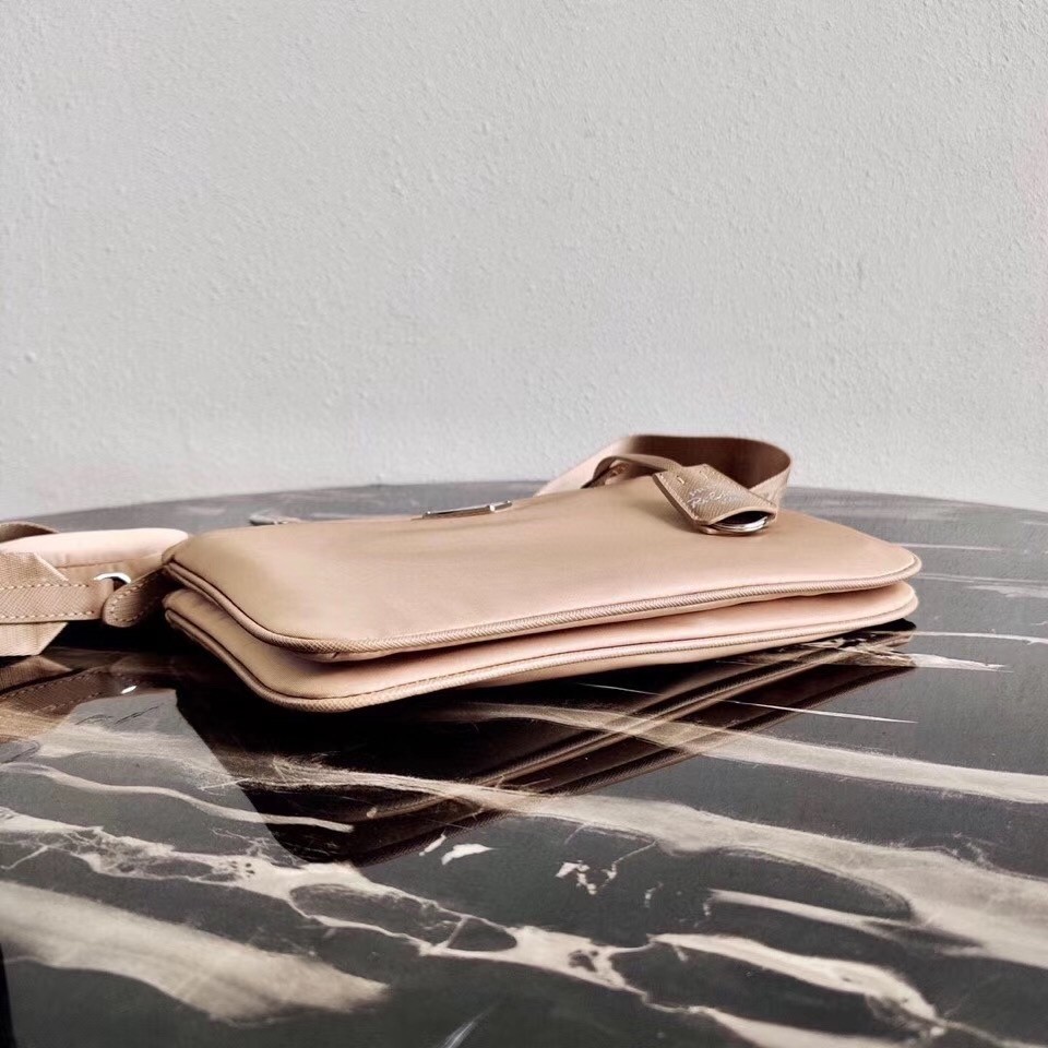 Pra*a beige nylon re-edition 2000 shoulder bag