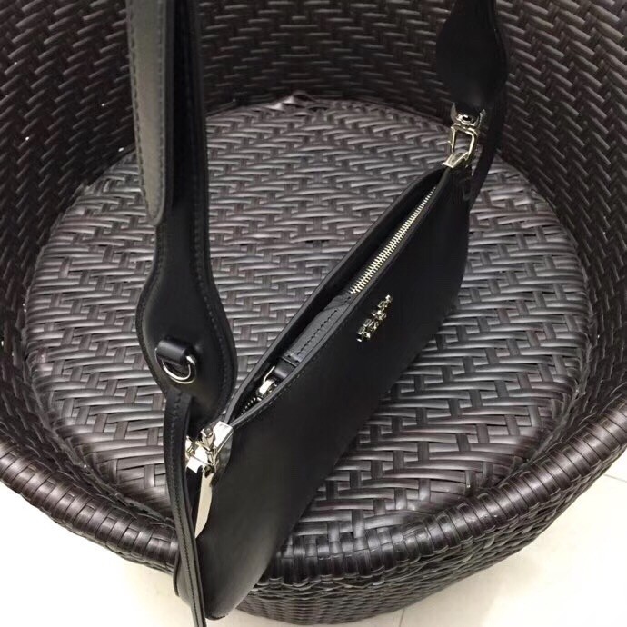 Pra*a black sidonie leather shoulder bag