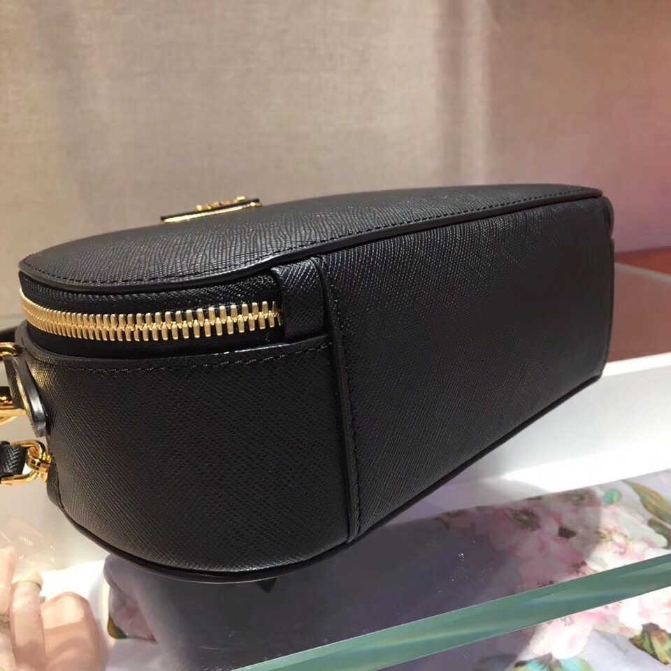 Pra*a odette black saffiano leather bag