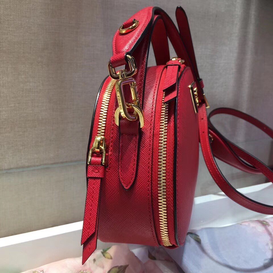 Pra*a odette red saffiano leather bag
