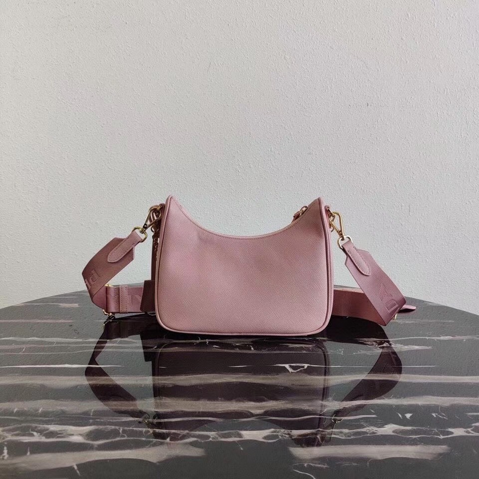 Pra*a re-edition 2005 shoulder bag in pink saffiano leather