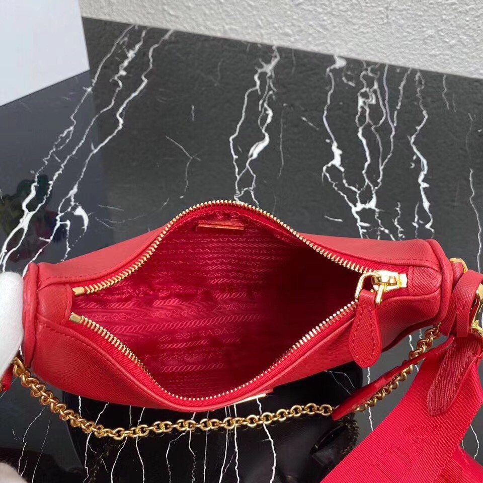 Pra*a re-edition 2005 shoulder bag in red saffiano leather