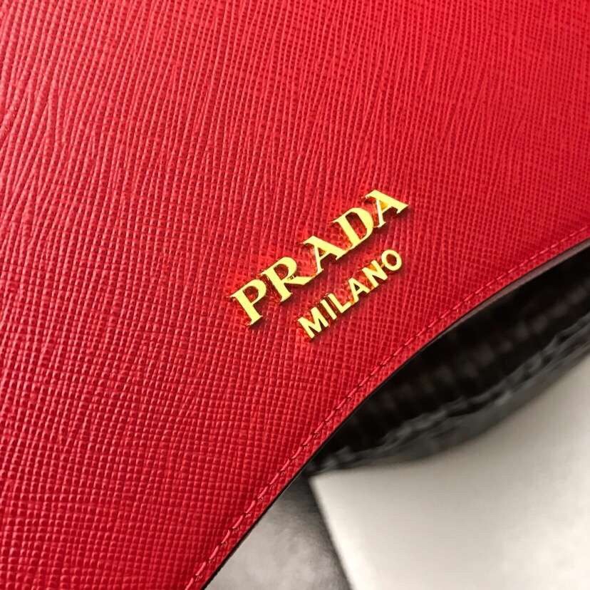 Pra*a red large sidonie saffiano leather bag