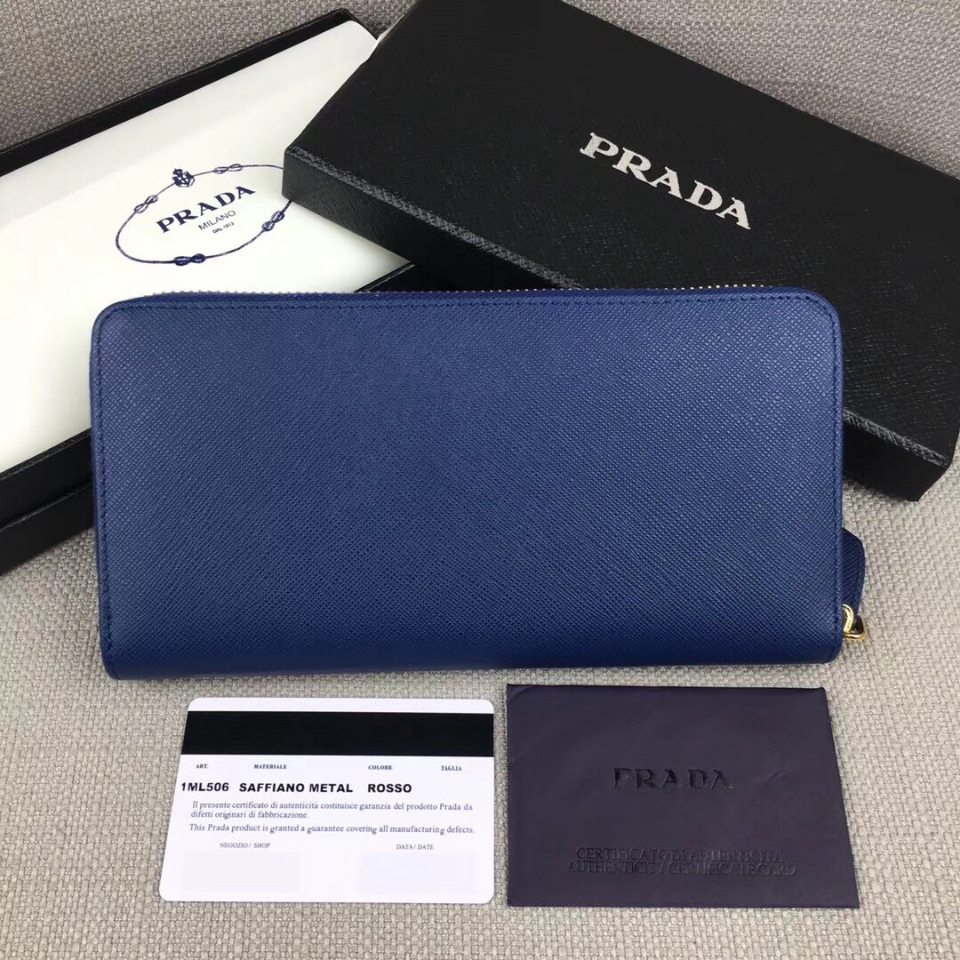 Pra*a zipped wallet in blue saffiano leather