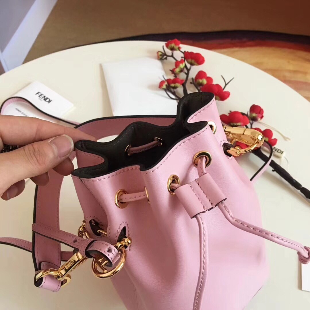 F**di mon tresor mini bucket bag in pink calfskin