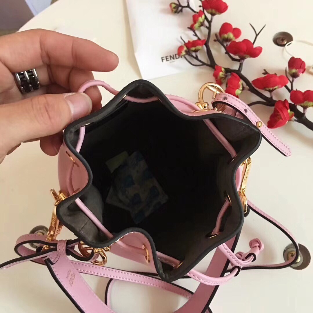 F**di mon tresor mini bucket bag in pink calfskin