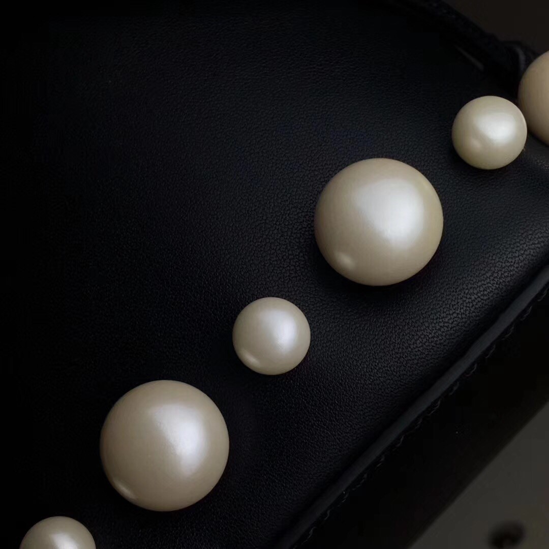 F**di black mini mon tresor pearls bucket bag