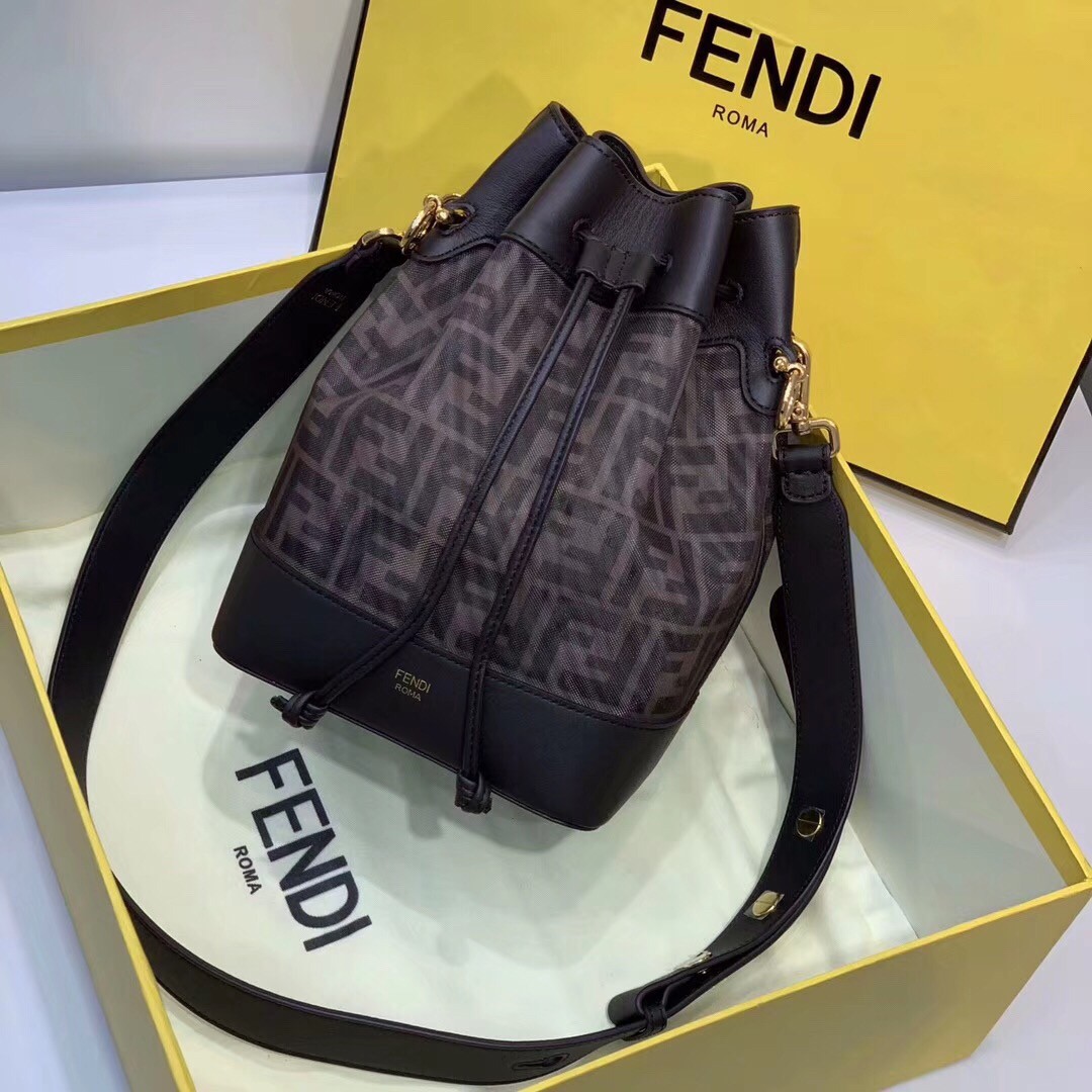 F**di mon tresor small bucket bag in tech mesh