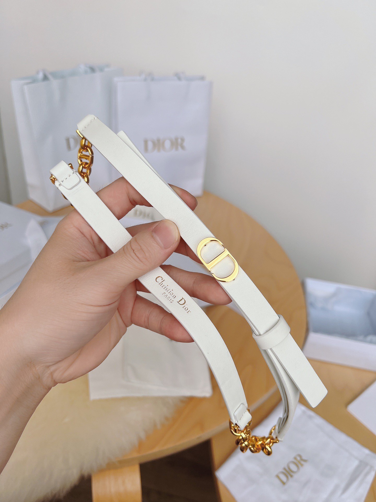 D*or caro 15mm belt in white calfskin and chain